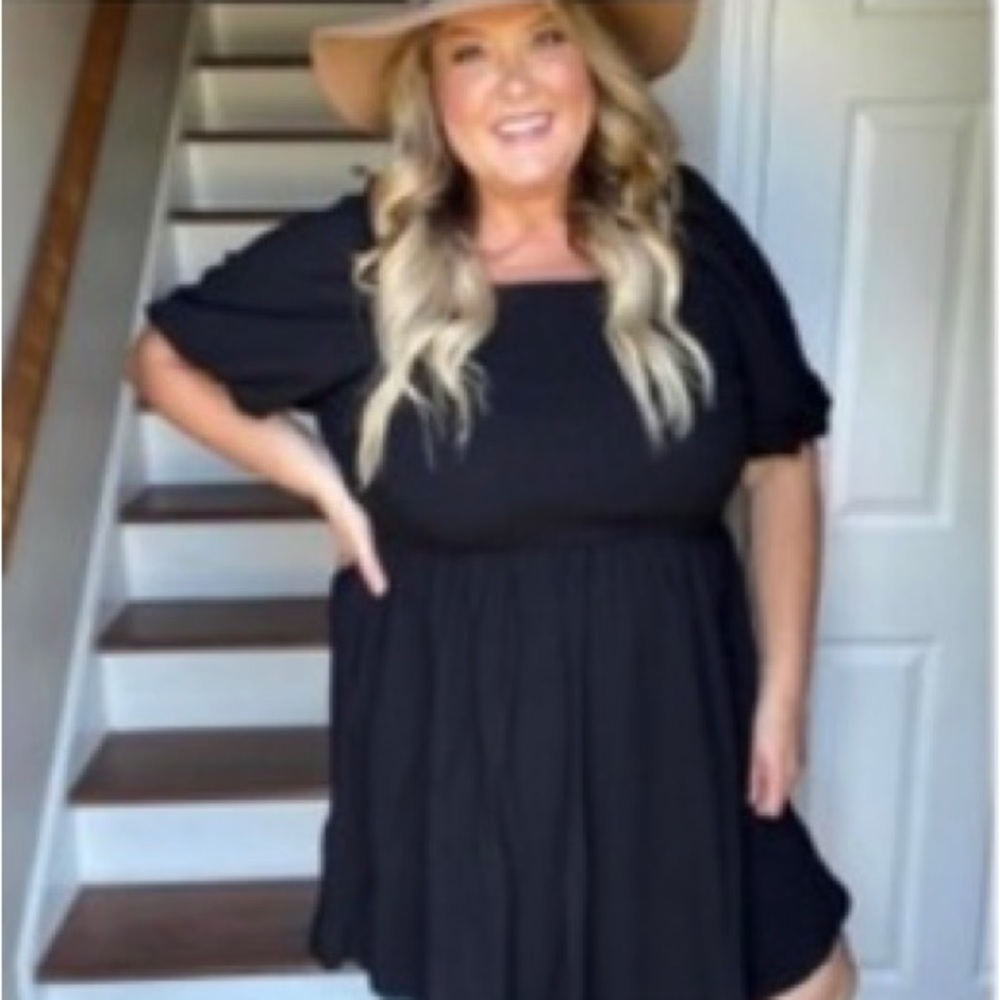 Lularoe Classic Black Alina Nap Dress NWT